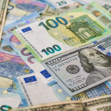 pexels-ibrahimboran-8183466 Lending in a Zero-Growth World: Competing for Volume in Shrinking Markets